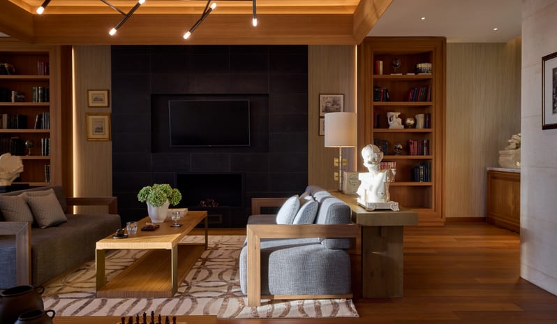 V Lounge